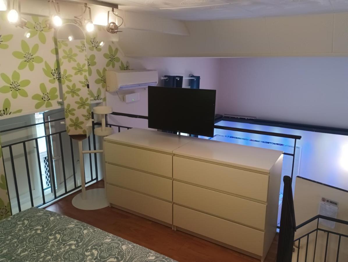 Beb Maryposa Appartment Neapel Exteriör bild