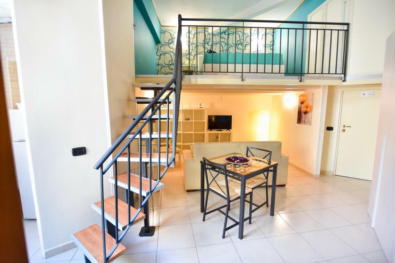 Beb Maryposa Appartment Neapel Exteriör bild